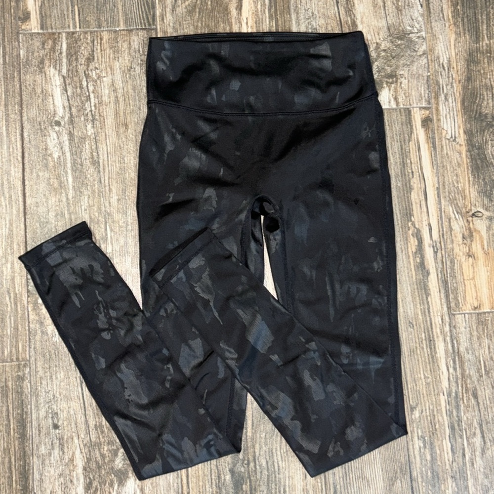 🖤Black Camo Womens Leggings - Picture 2 of 4